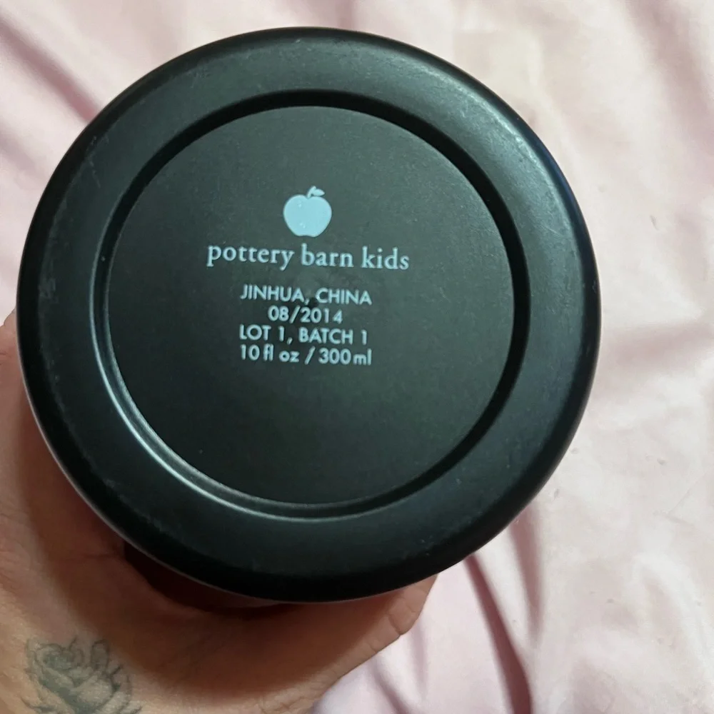 Pottery Barn Kids vguc pottery